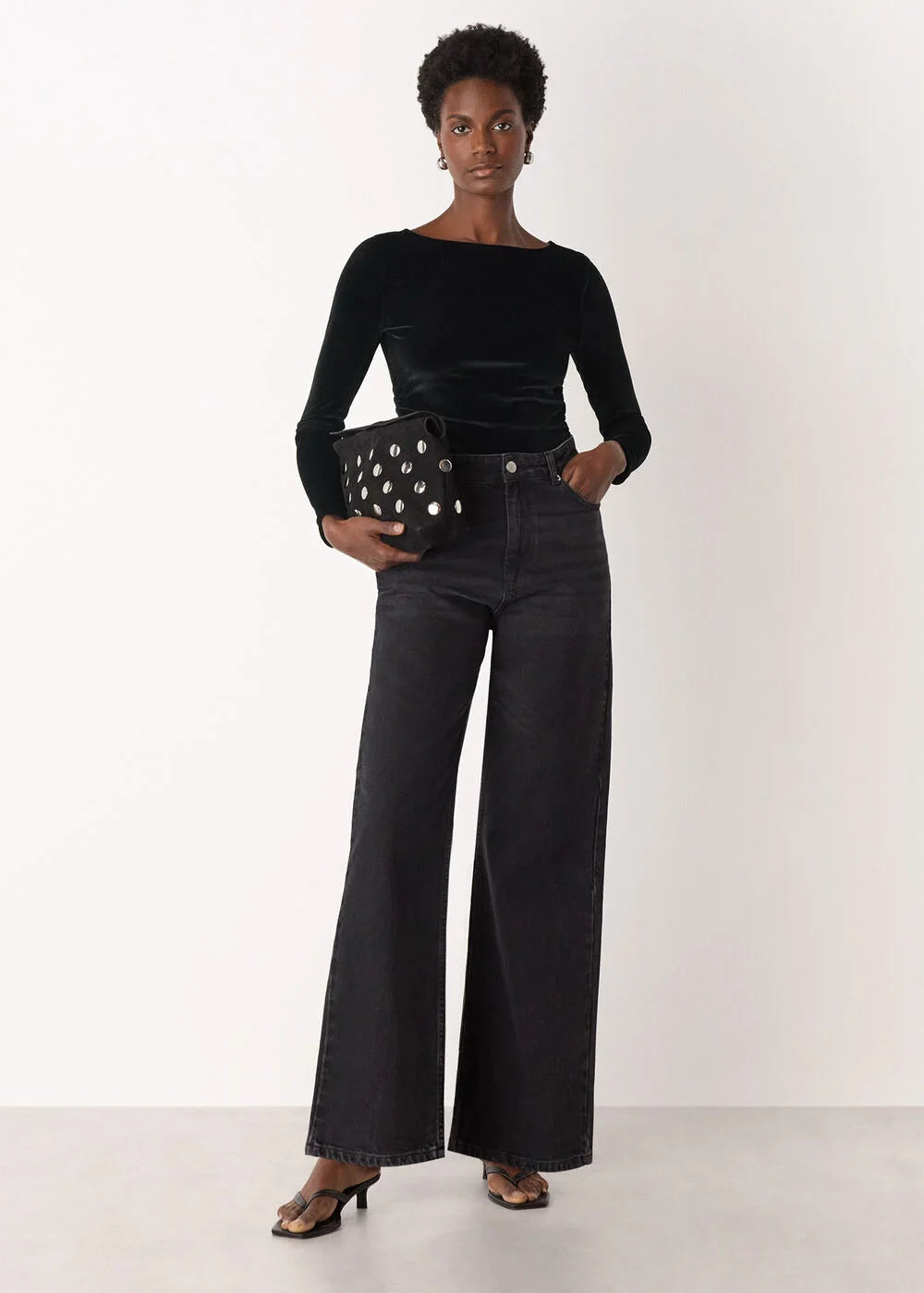 Black Straight Neck Velvet Top