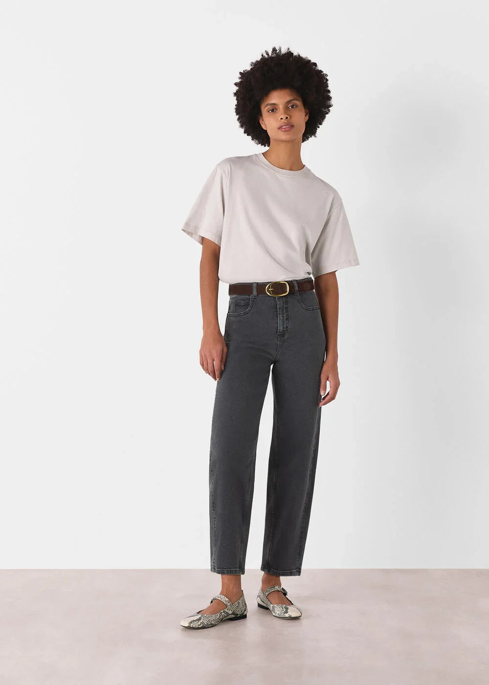Grey Stretch Barrel Leg Jean