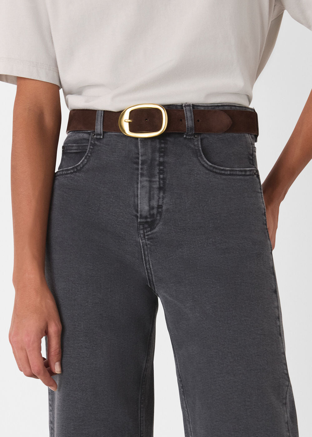 Grey Stretch Barrel Leg Jean